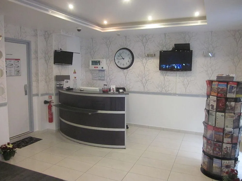 Lecluse Hotel 3*
